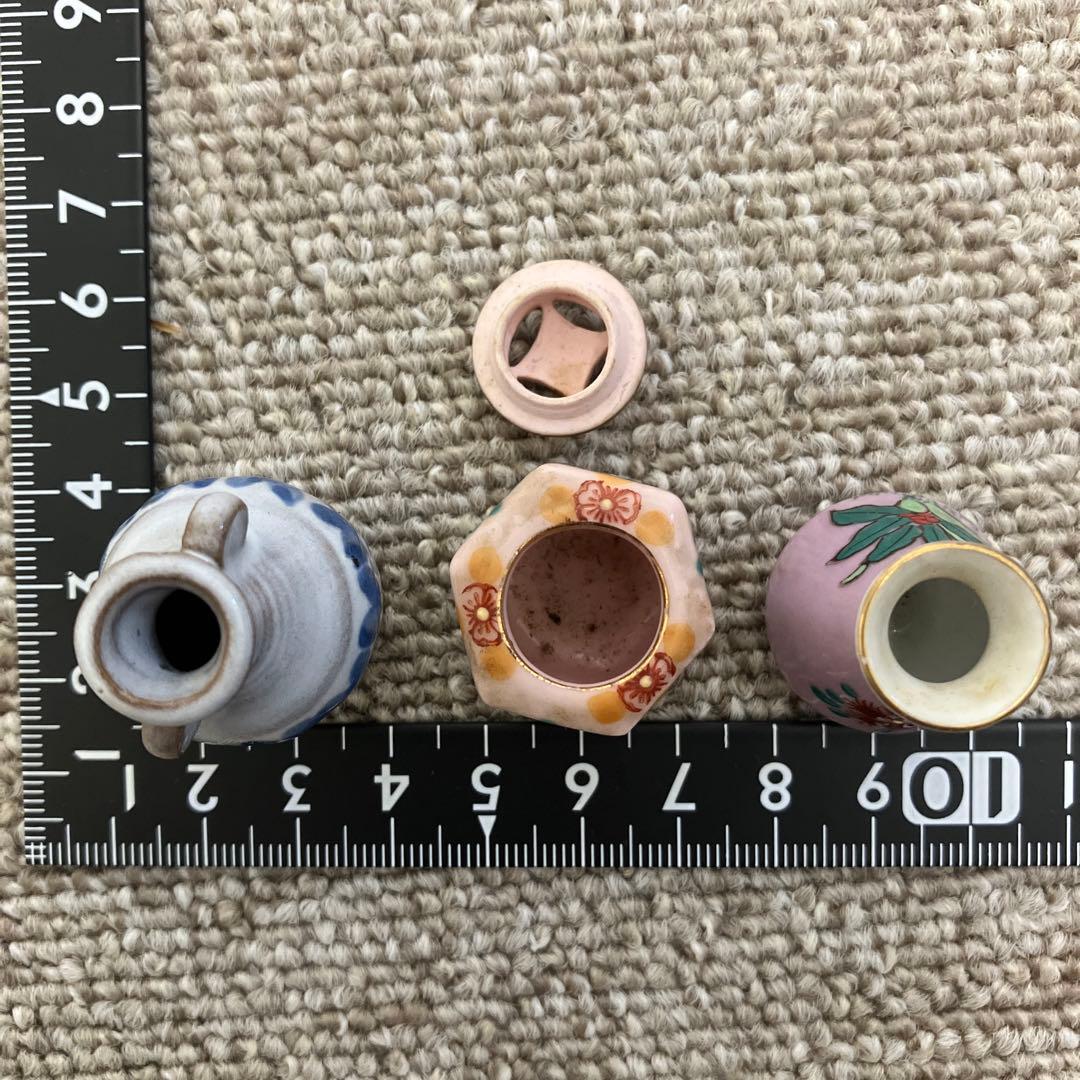 40.【九谷焼 雄山】ミニチュア　香炉 花瓶型　（陶器製）置物　3点セット