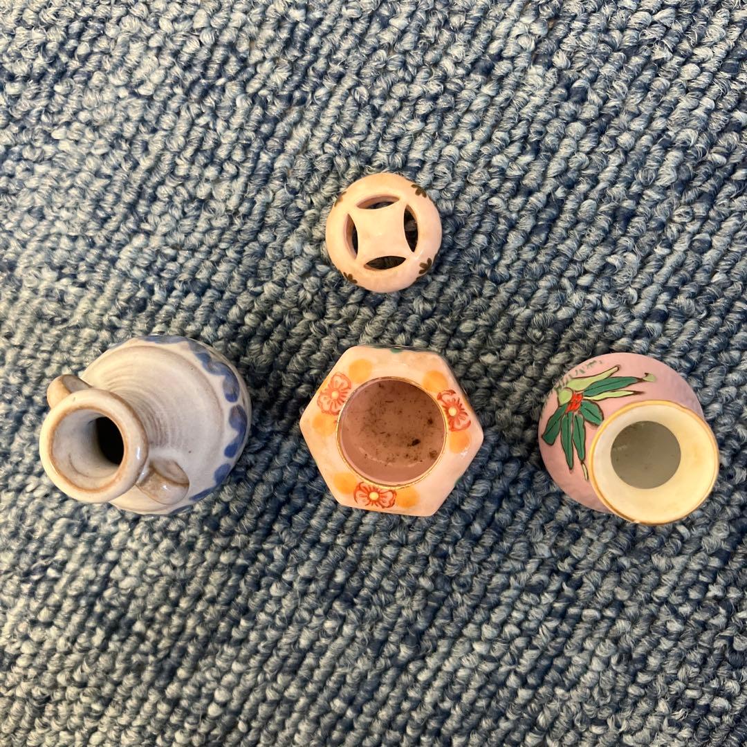 40.【九谷焼 雄山】ミニチュア　香炉 花瓶型　（陶器製）置物　3点セット