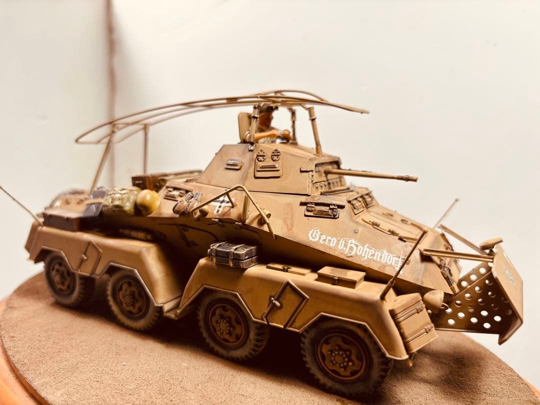 1/35 ドイツアフリカ軍団8輪重装甲車