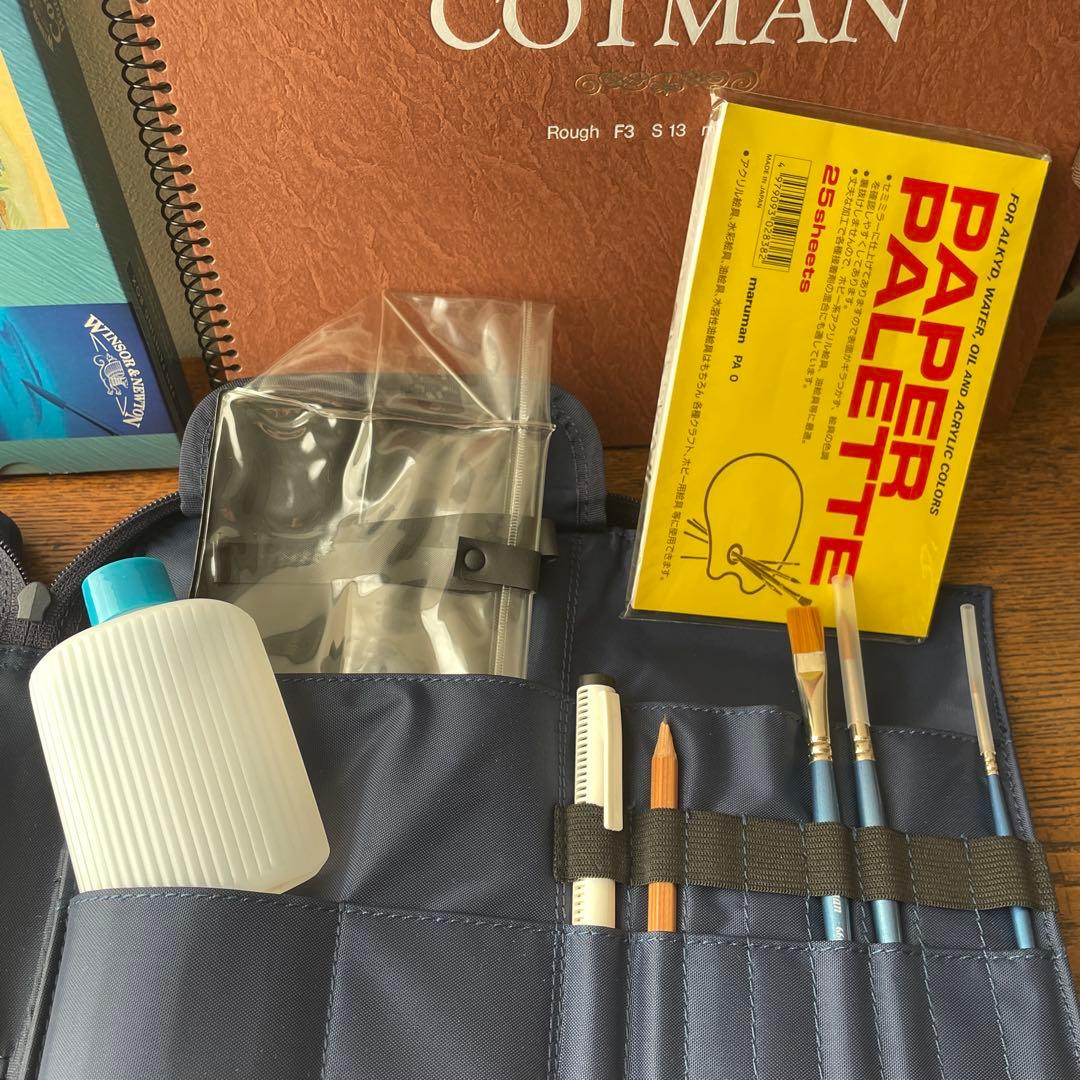 イギリス製　ウィンザー＆ニュートン　水彩　画材セット　絵の具　筆　スケッチブック