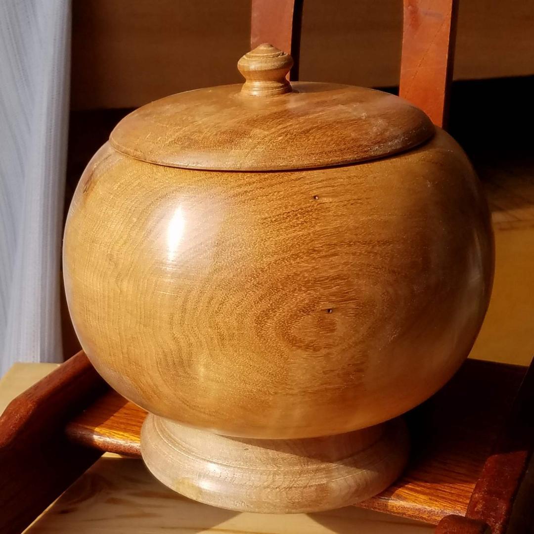 小物入れ 紅葉(モミジ) 球形 足付 幅も高さも約13.8cm 手作り 超銘木