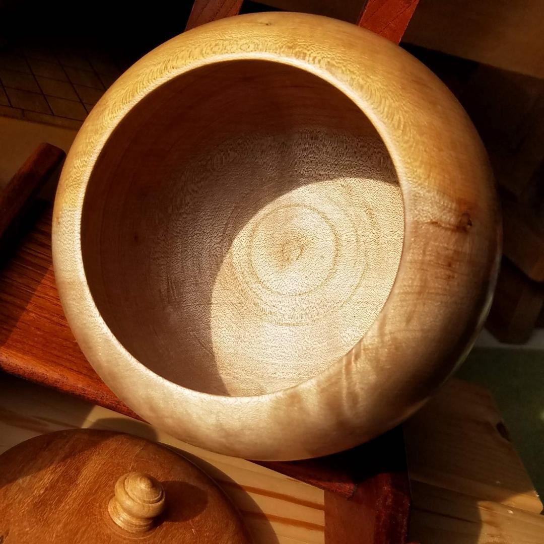 小物入れ 紅葉(モミジ) 球形 足付 幅も高さも約13.8cm 手作り 超銘木