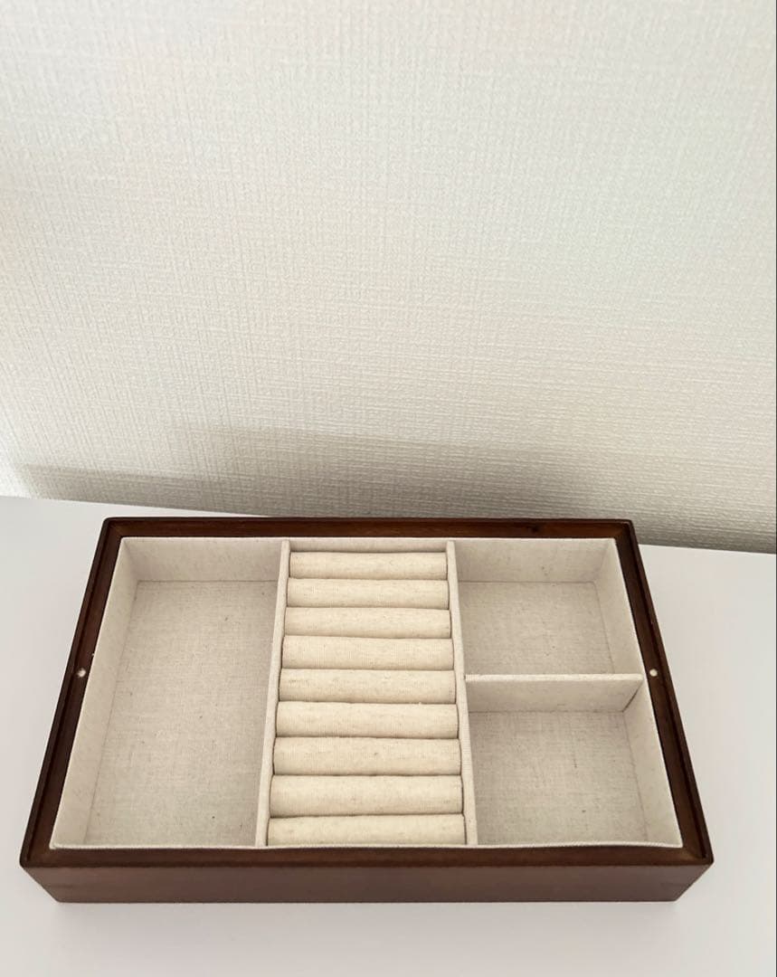 新品同様 ZARA  木製 ラージ ジュエリーボックス