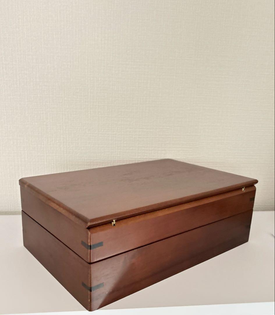 新品同様 ZARA  木製 ラージ ジュエリーボックス