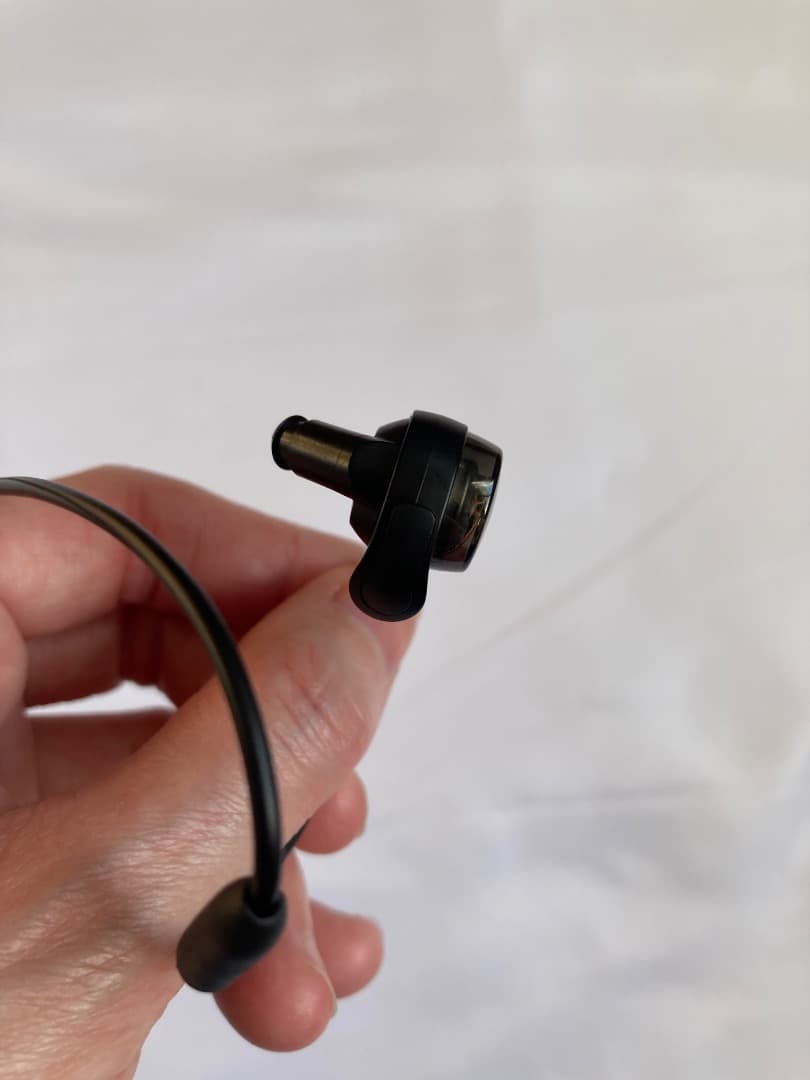 【美品】audio-technica ATH-E40 有線モニターイヤホン