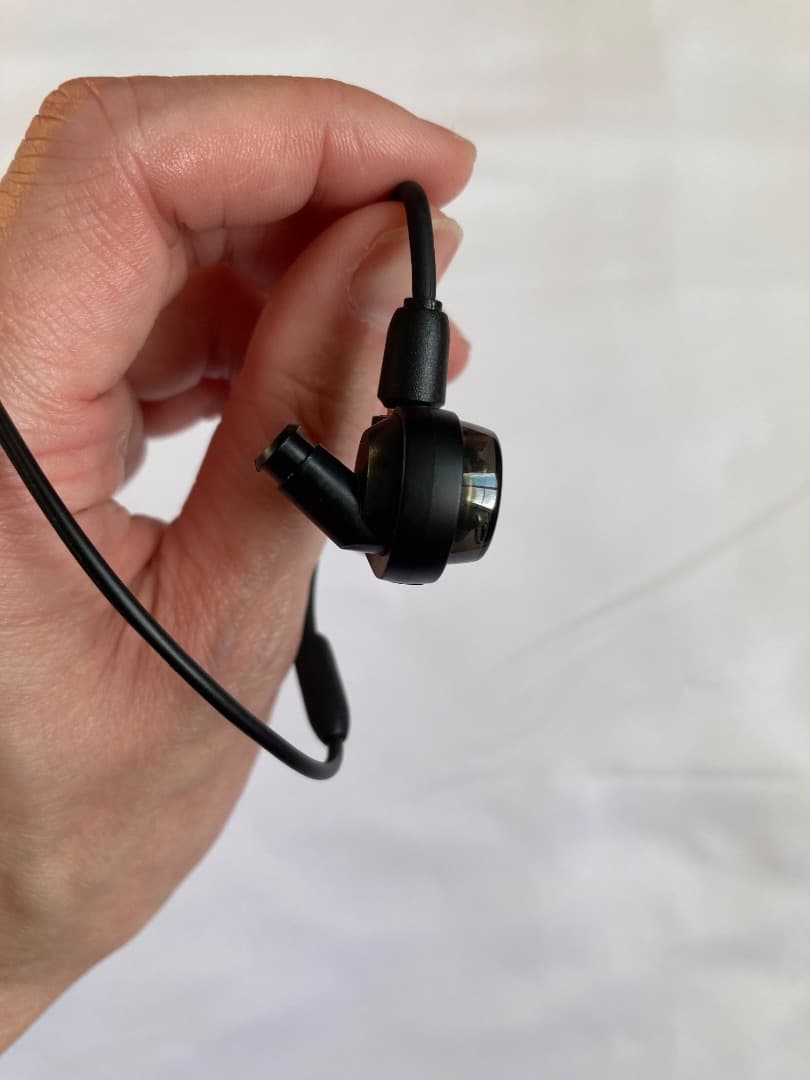 【美品】audio-technica ATH-E40 有線モニターイヤホン