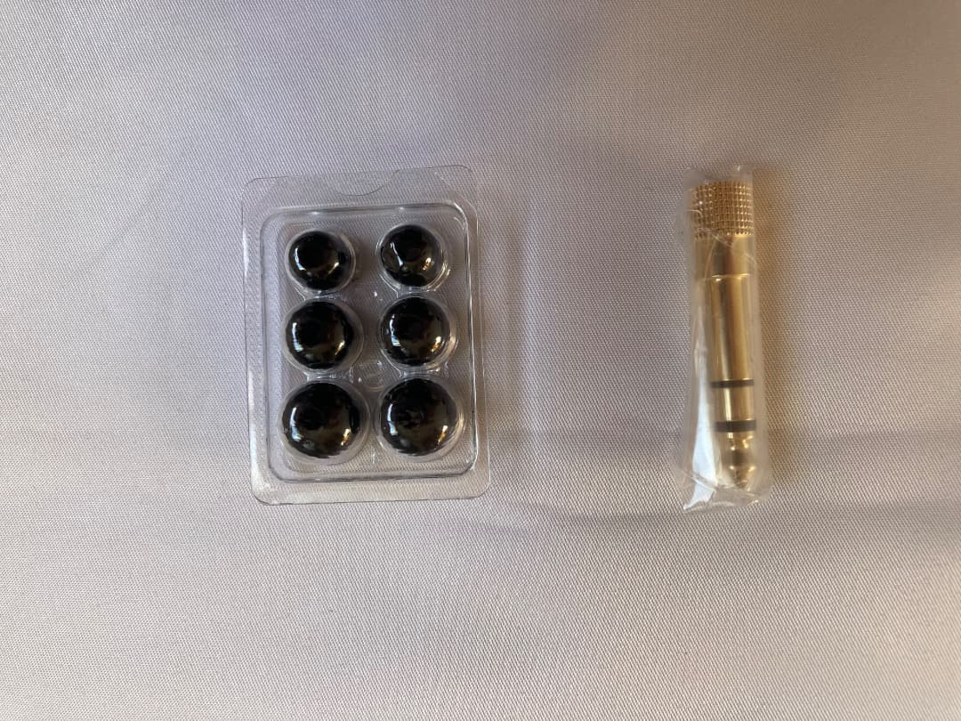 【美品】audio-technica ATH-E40 有線モニターイヤホン