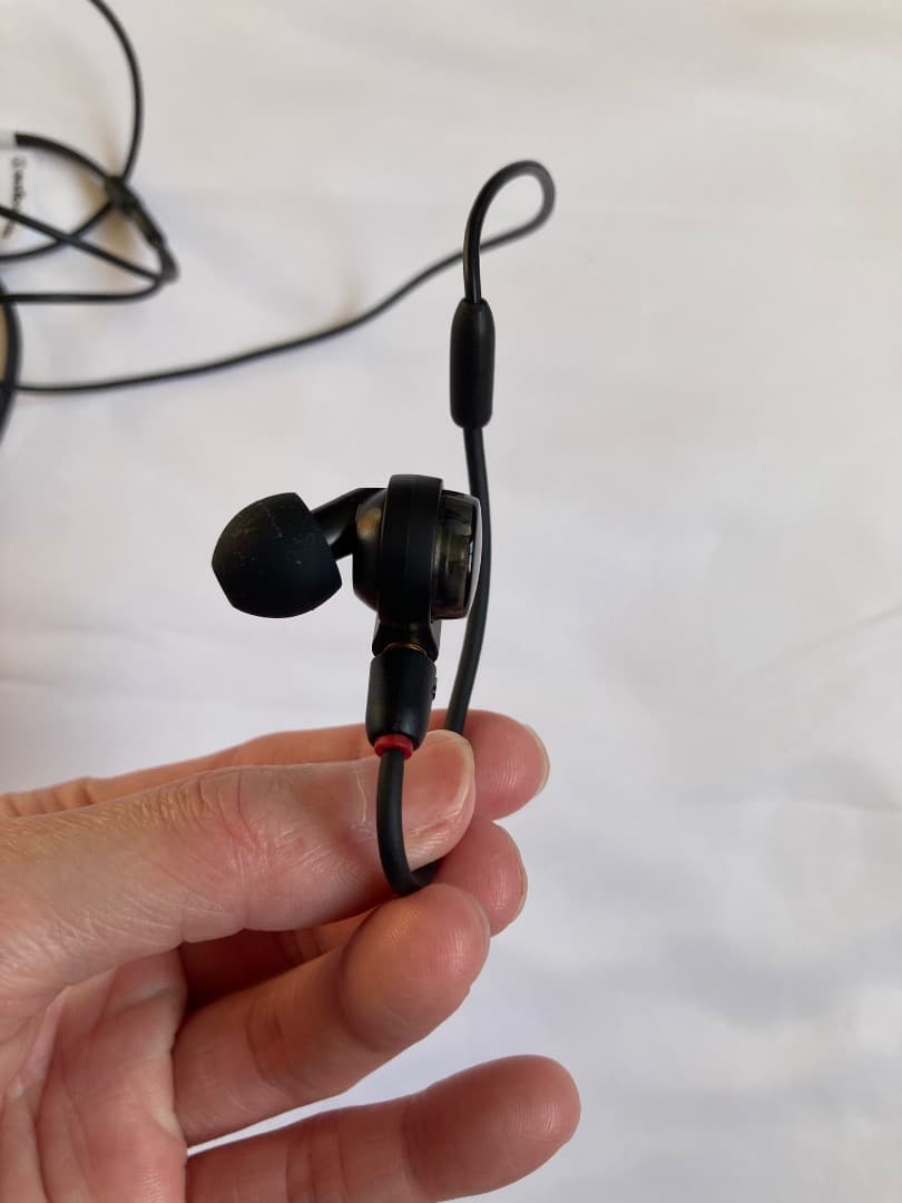 【美品】audio-technica ATH-E40 有線モニターイヤホン