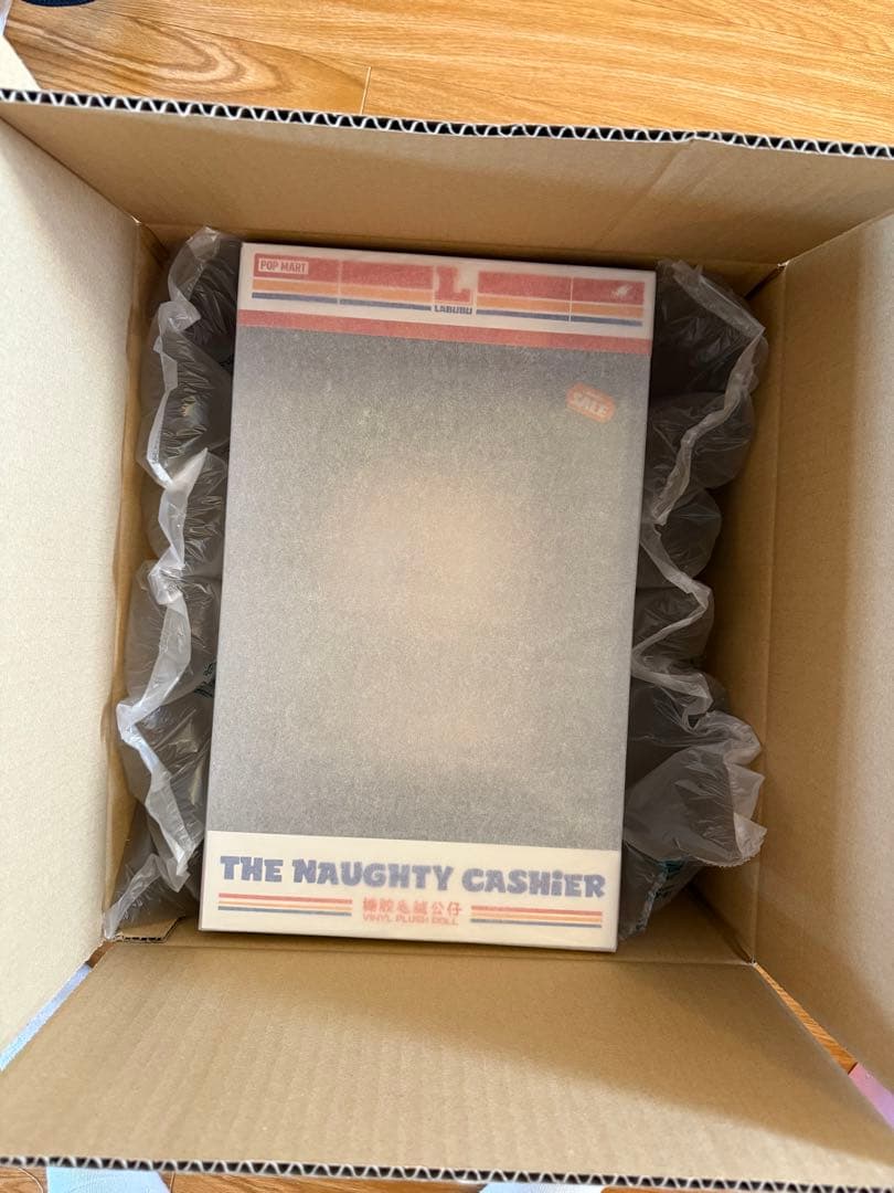 ぬいぐるみ THE MONSTER LABUBU THE NAUGHTY CASHIER