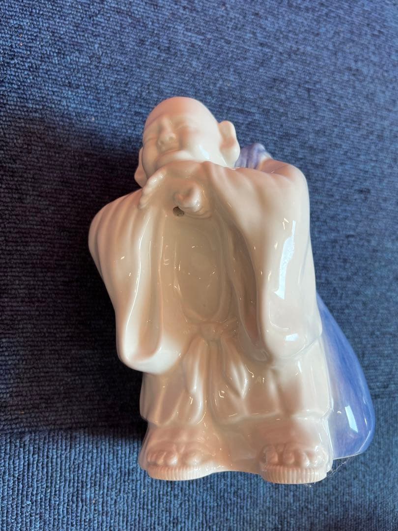 1062 有田焼　華山堂　萬右エ門　白磁布袋仏　未使用