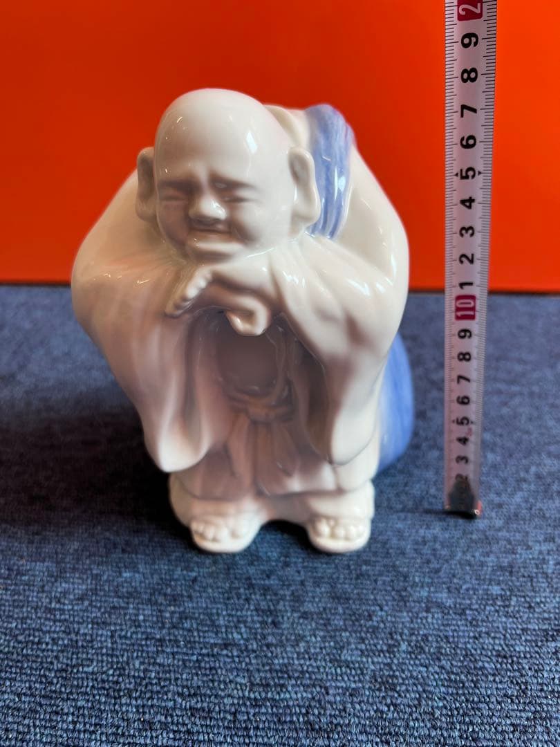 1062 有田焼　華山堂　萬右エ門　白磁布袋仏　未使用