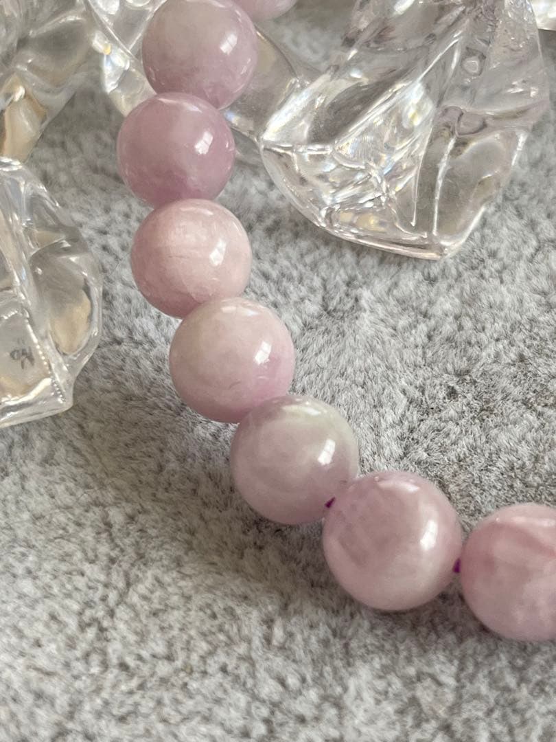 天然石ブレスレット　クンツァイト9mm ☆256