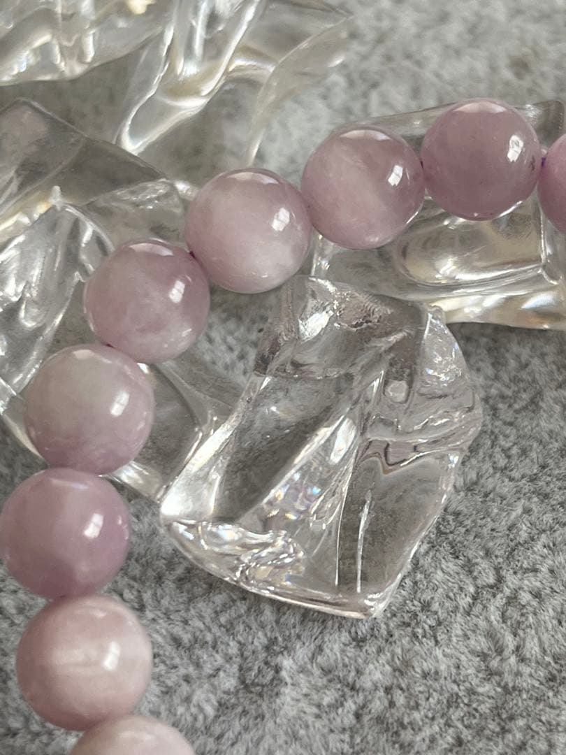 天然石ブレスレット　クンツァイト9mm ☆256