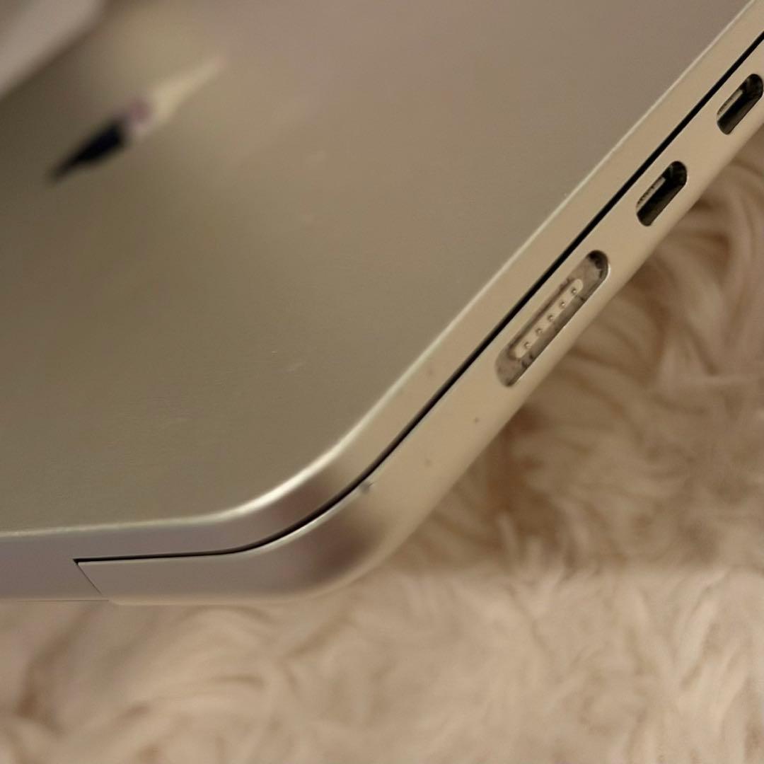 macbook air m3 15インチ 8G 512GB