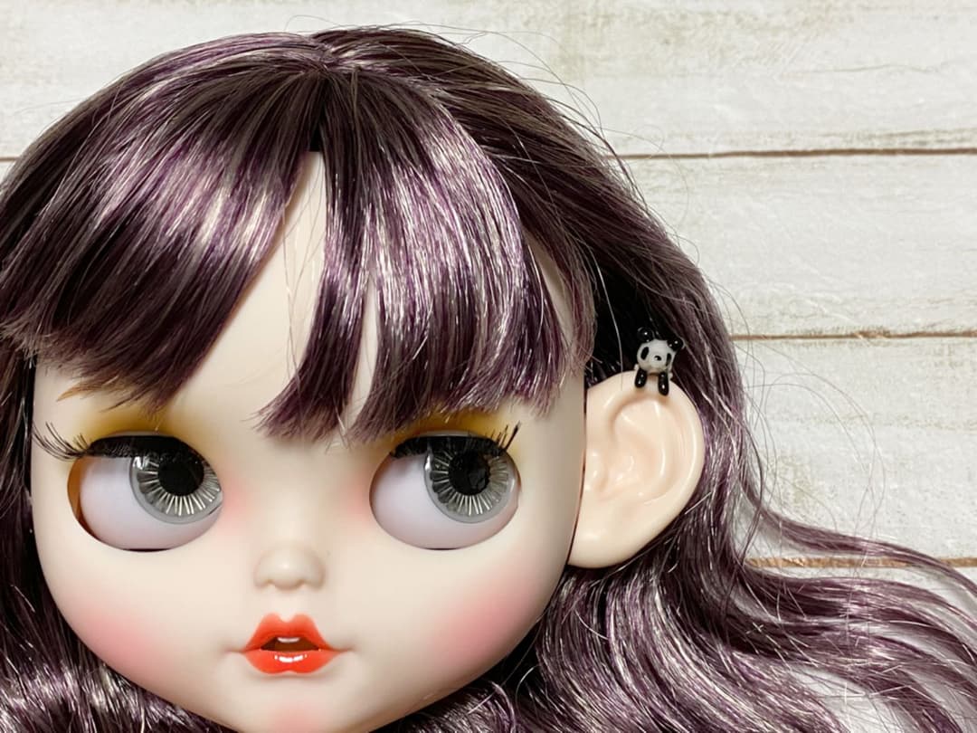 m220711-4  ハンドメイド　ミニチュア　耳乗りパンダ