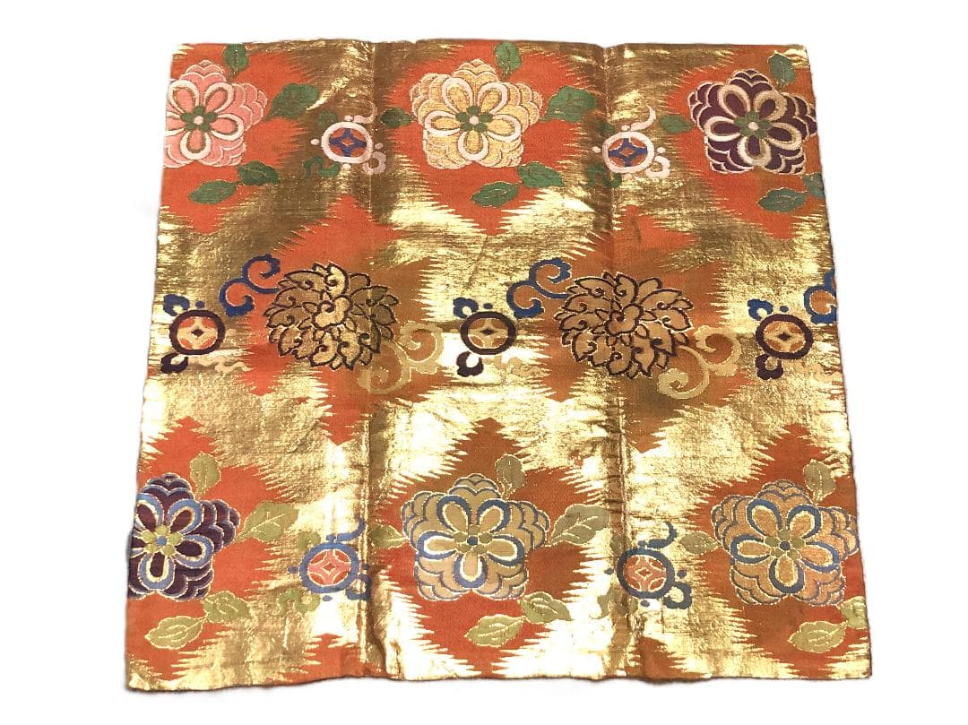 【 江戸幕末期の古裂 】　安政年　金襴織内敷　52×51ｃｍ　浄土真宗