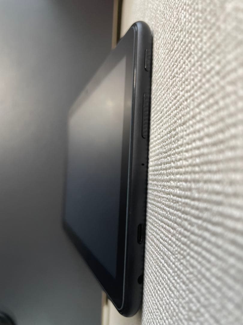 【ほぼ新品】Fire HD 8 タブレット 12世代 本体 ブラック