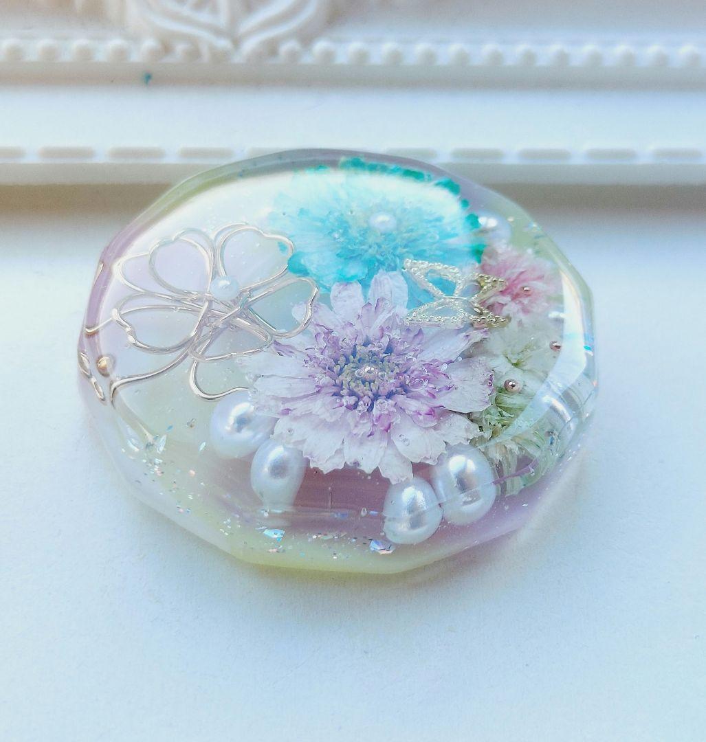 【1734】レジン　マトリカリア　ヘアゴム　ポニーフック　ブロ―チ　ハンドメイド