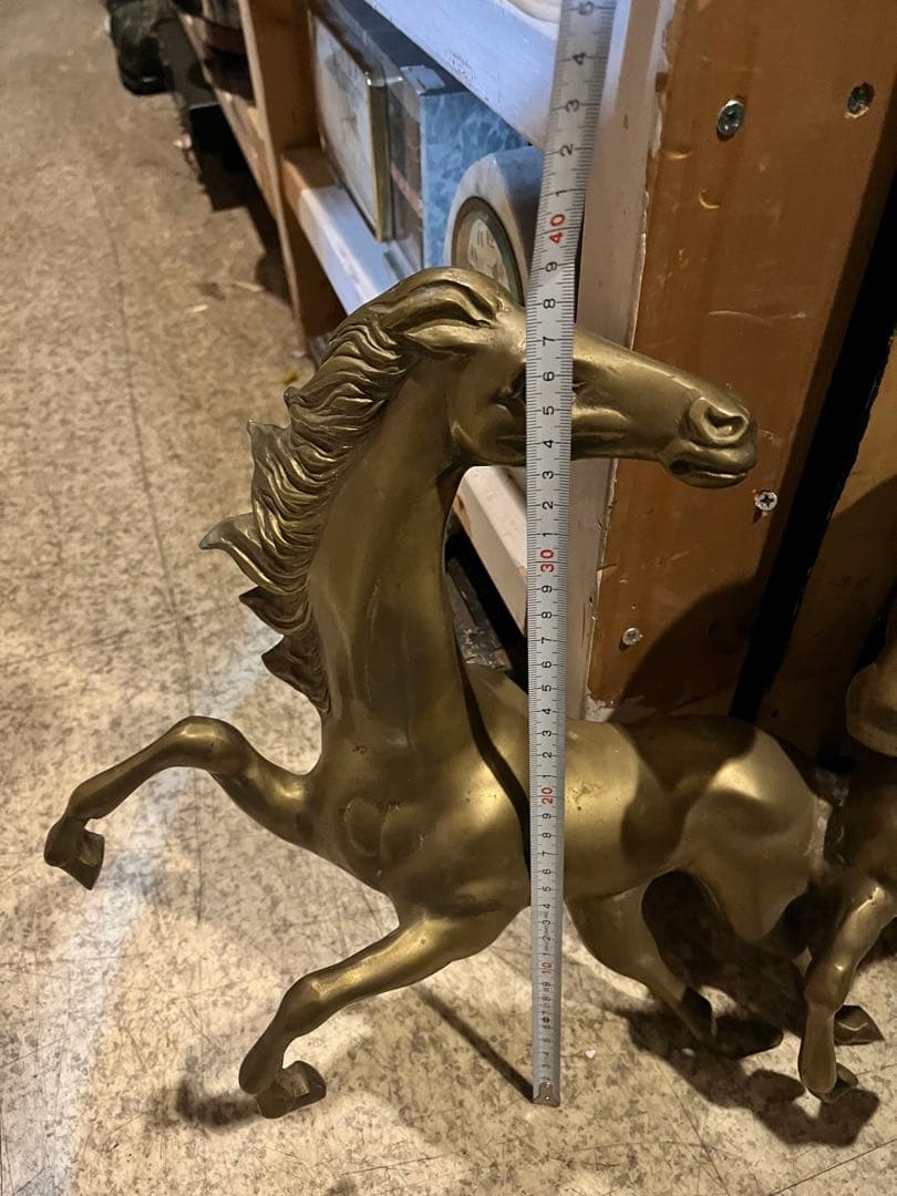 真鍮の馬の壁掛け、真鍮の馬、馬の壁掛け、120センチ、高さ約40．重さ9キロ