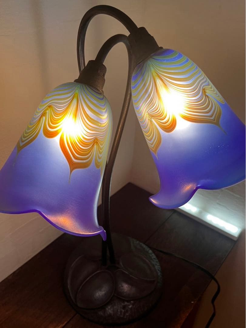 ライト　ランプ　アンティーク　ガラス　イリデッセント　ティファニーファブリル風