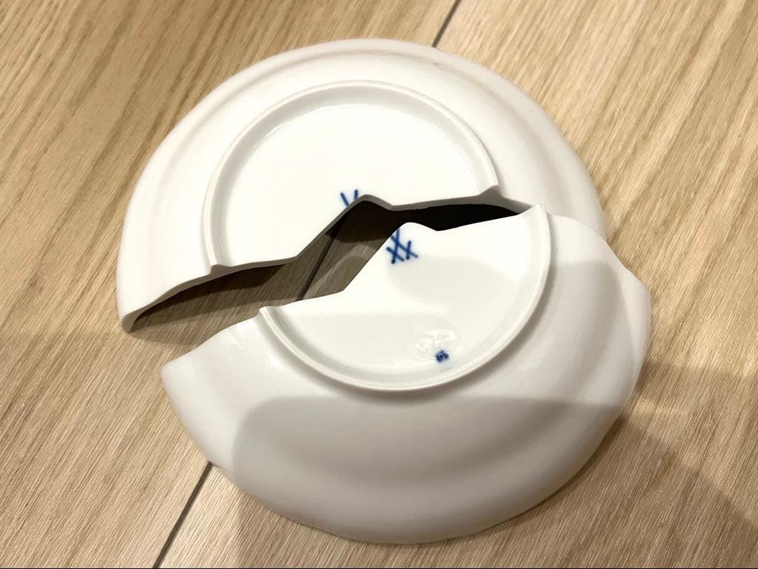 割れ有　マイセンのお皿