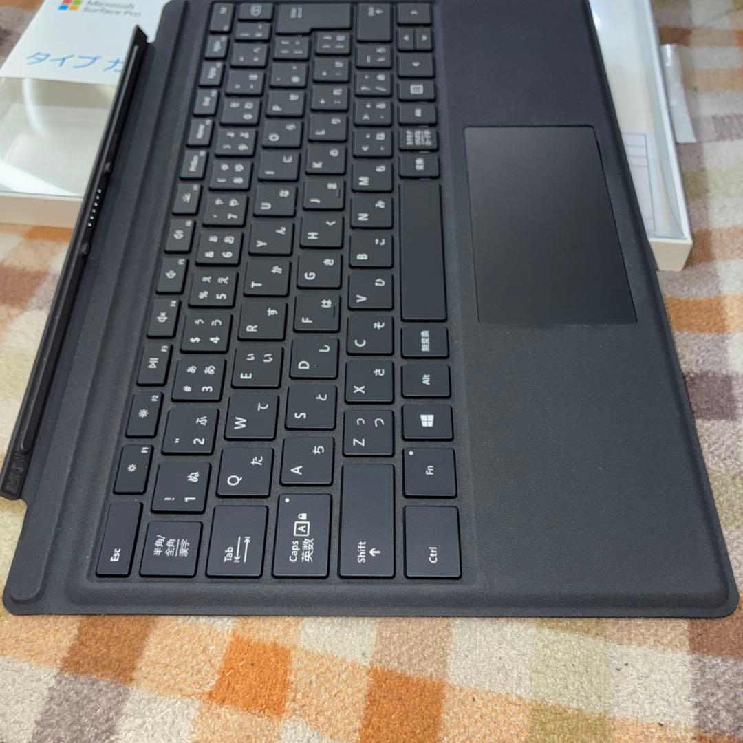 【美品】Microsoft Surface Pro タイプカバーモデル1725