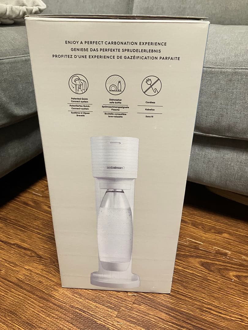 【新品・未使用】sodastream GAIA 炭酸水メーカー