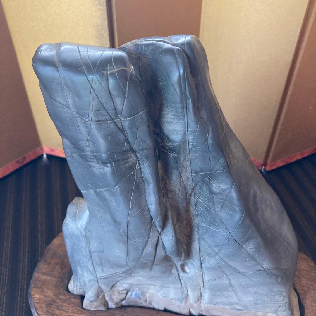 見応えある水石　鑑賞石　古谷石　約7.3kg