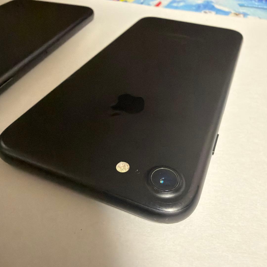 iPhone7世代 32GB ブラック 2台まとめ売り