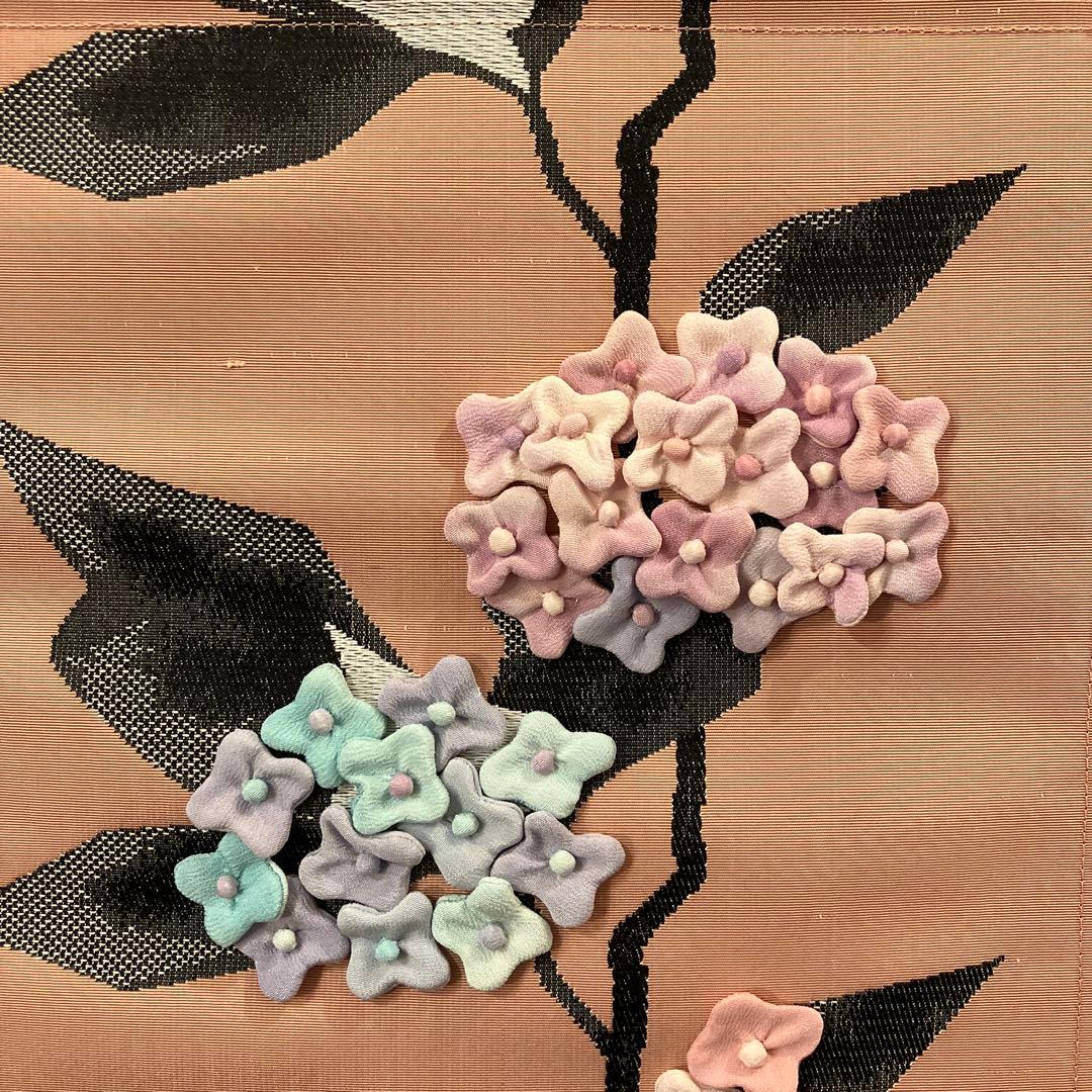 ちりめん細工　紫陽花のタペストリー