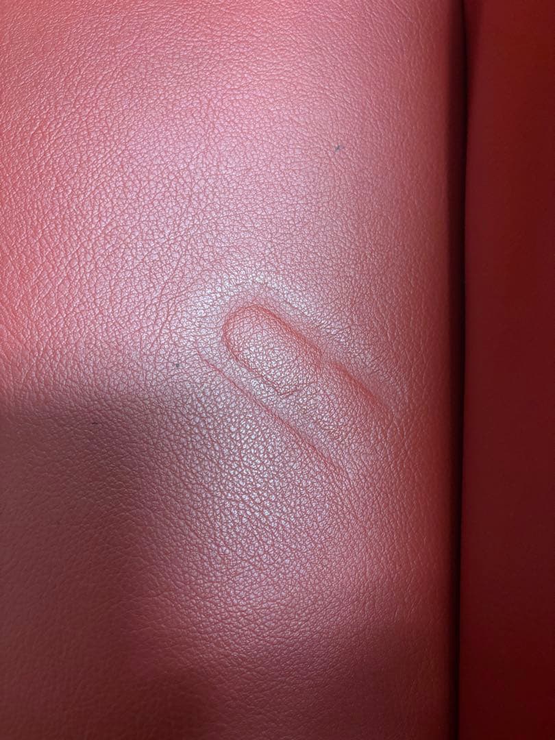 【Cassina取扱い　BALERI ITALIA、‼️】1人掛けソファ【赤色】