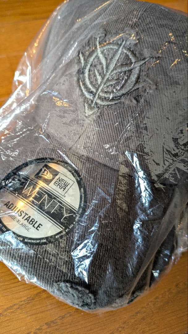 機動戦士ガンダム　ニューエラ　コラボ　ジオン軍　サイズL/XL　ダメージ加工