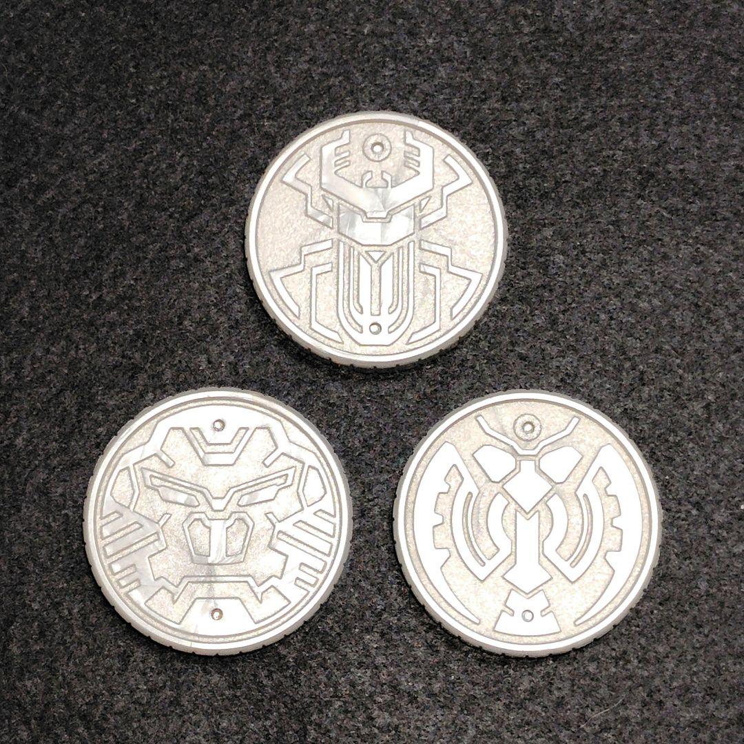 DXオーズドライバー　バースドライバー　タジャスピナー　オーメダル