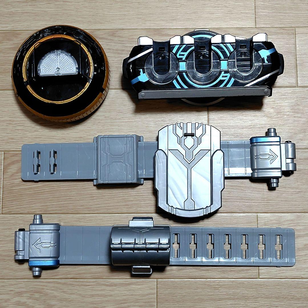 DXオーズドライバー　バースドライバー　タジャスピナー　オーメダル