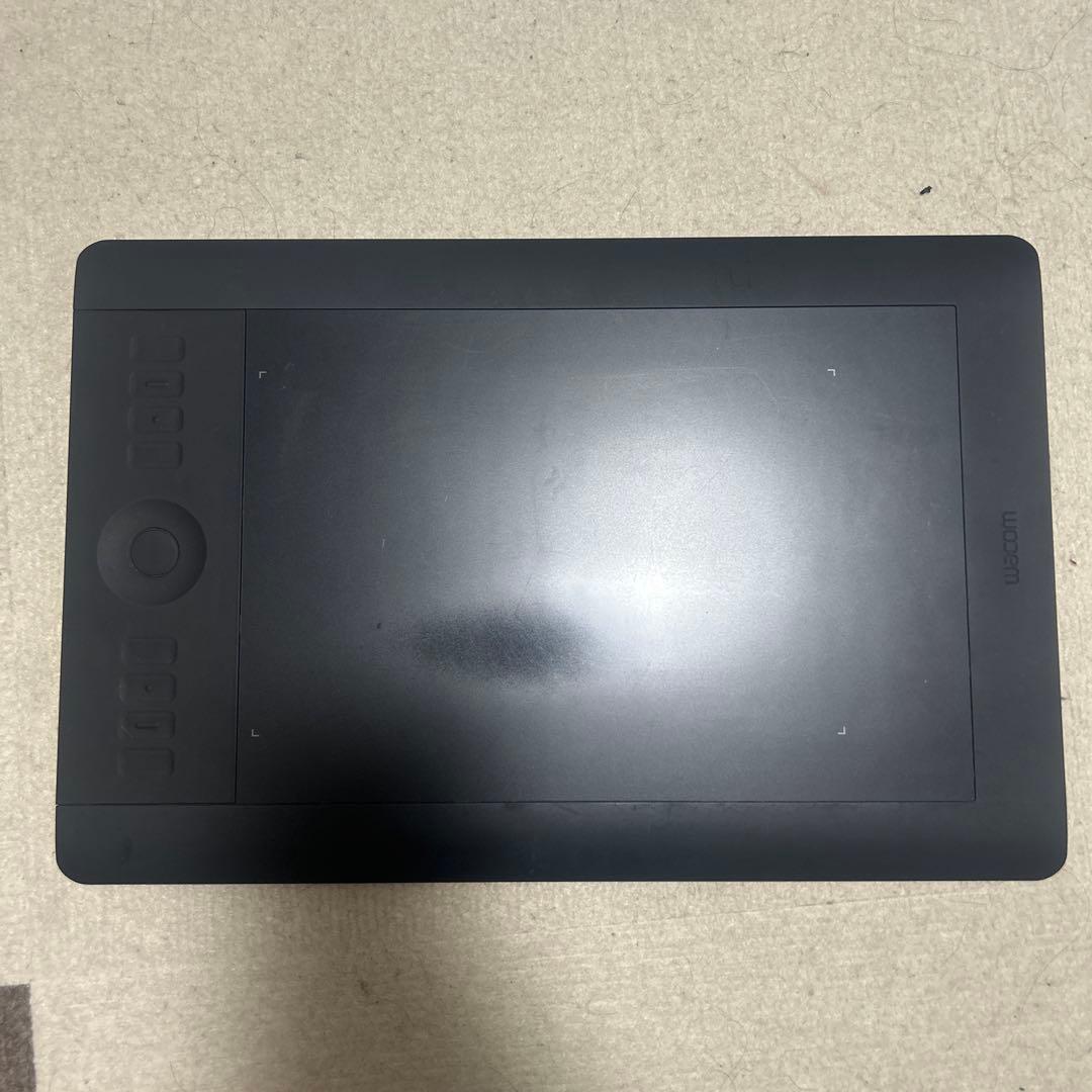 Wacom intuos 5touch PTH-650 ペンタブ