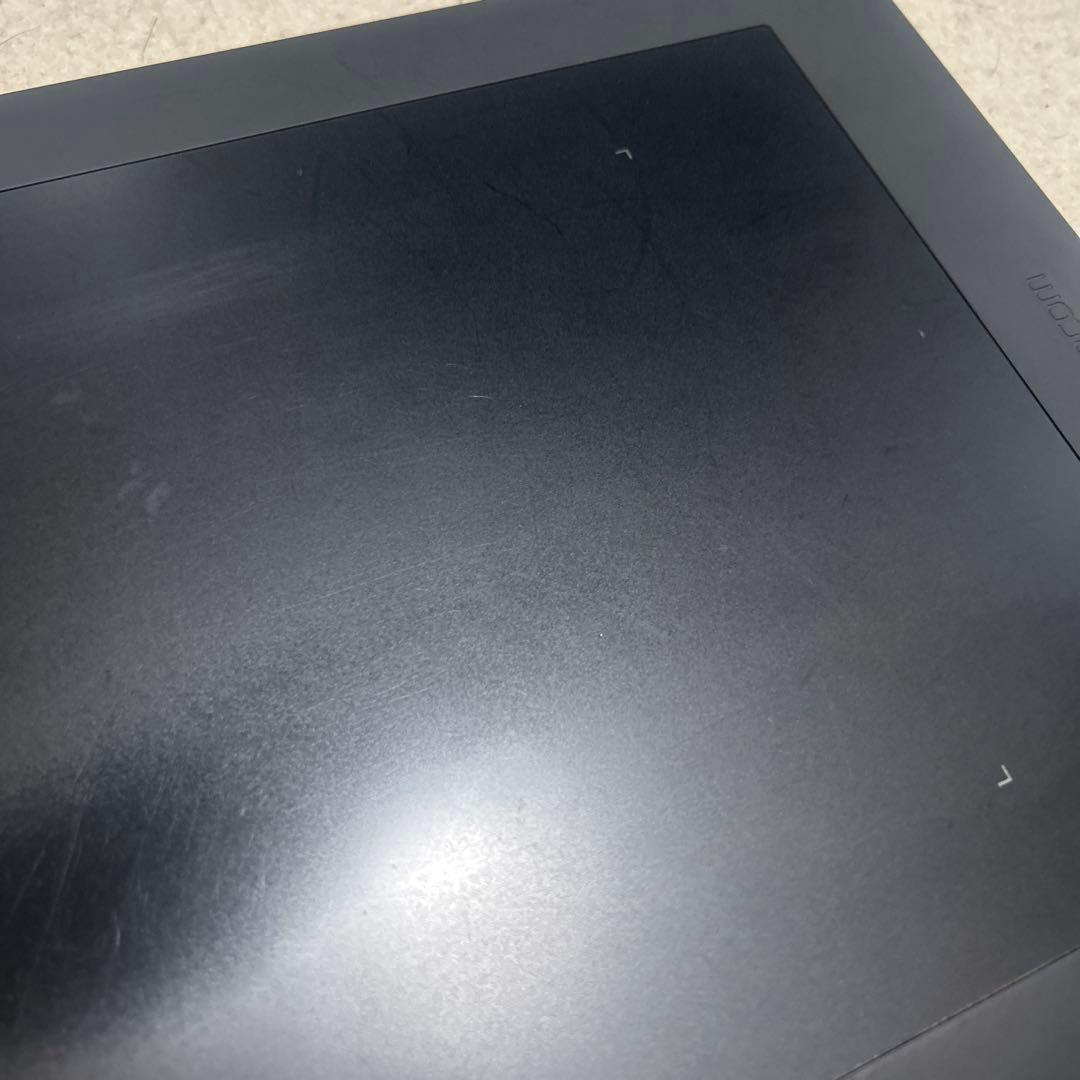 Wacom intuos 5touch PTH-650 ペンタブ