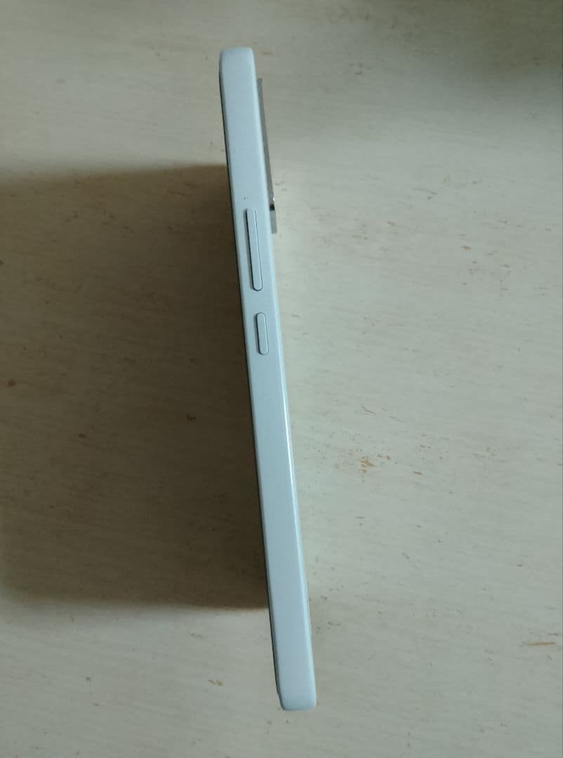 Libero 5G III (A202ZT) ホワイト