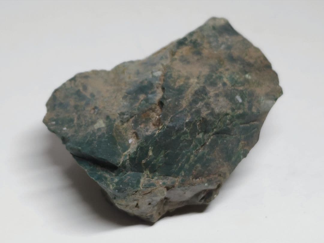 P-2 出雲石 210g 碧玉 瑪瑙 原石 鑑賞石 自然石 誕生石 鉱石 鉱物