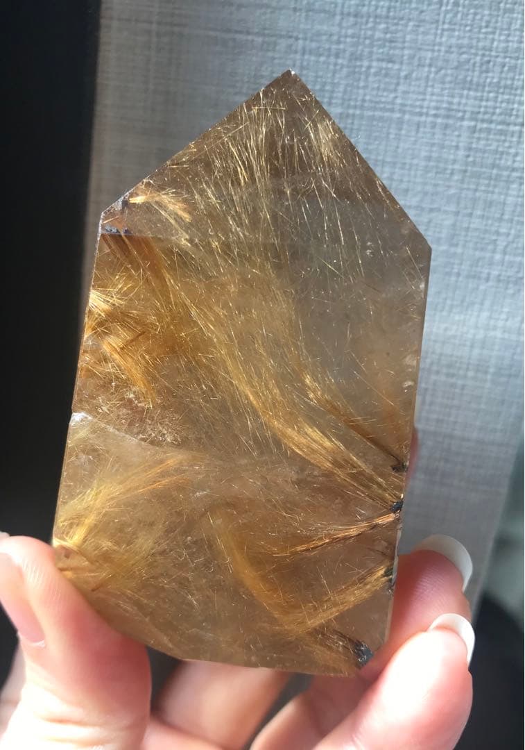 ☘️レア❤︎虹入り❤︎黄金の輝き　ゴールドルチルクォーツ 天然石