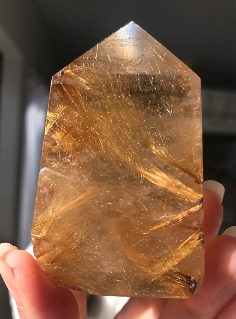 ☘️レア❤︎虹入り❤︎黄金の輝き　ゴールドルチルクォーツ 天然石