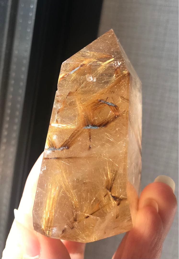 ☘️レア❤︎虹入り❤︎黄金の輝き　ゴールドルチルクォーツ 天然石