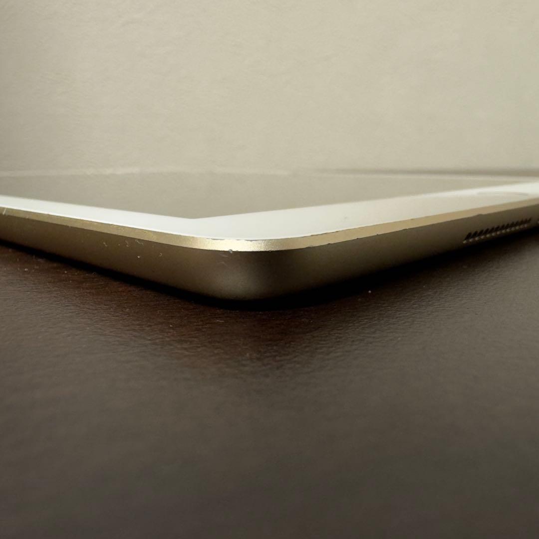 iPad 第5世代 32GB ゴールド Wi-Fi+Cellular