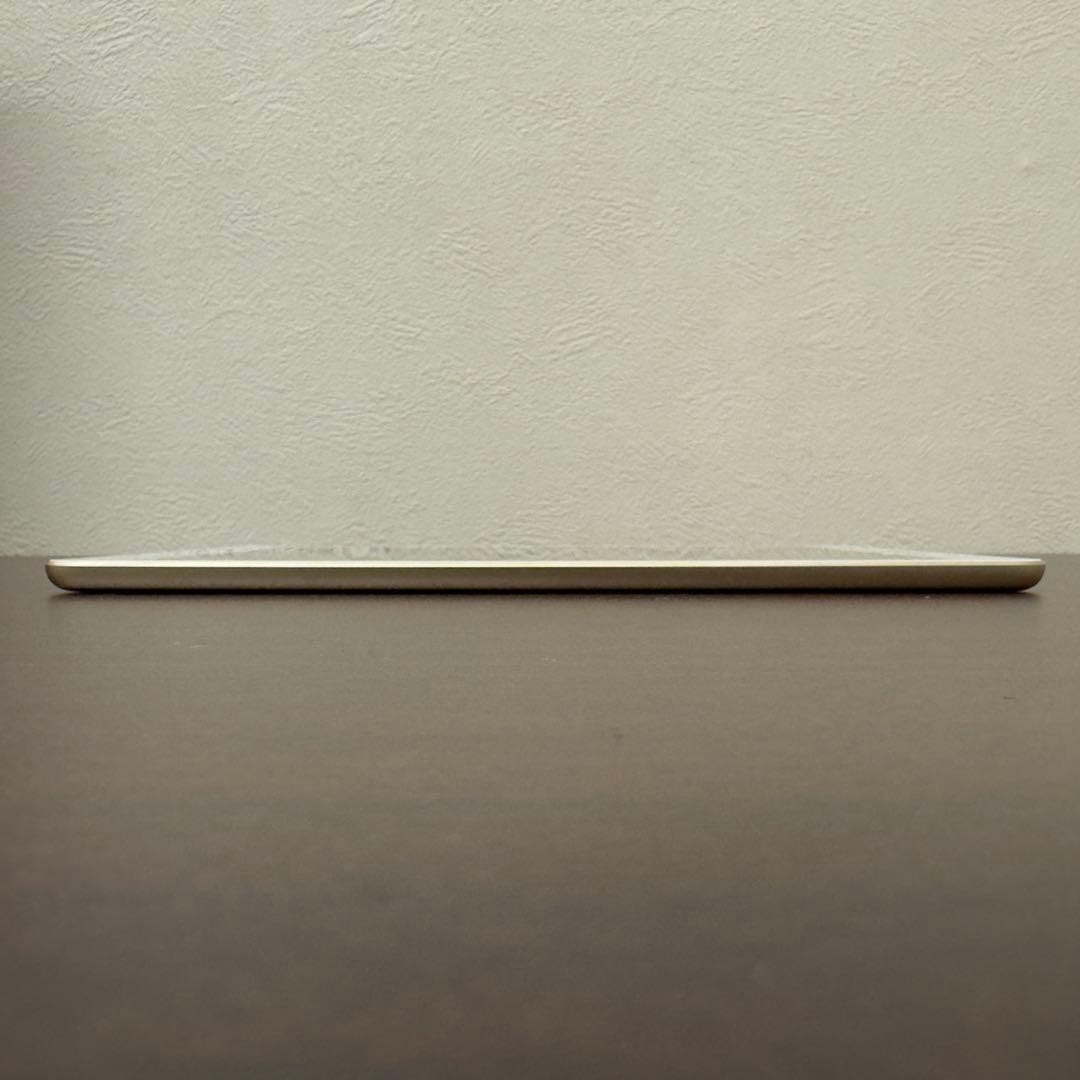 iPad 第5世代 32GB ゴールド Wi-Fi+Cellular