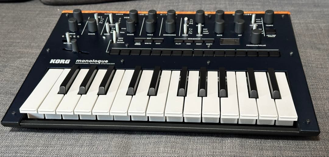 鍵盤楽器 KORG Monologue BL