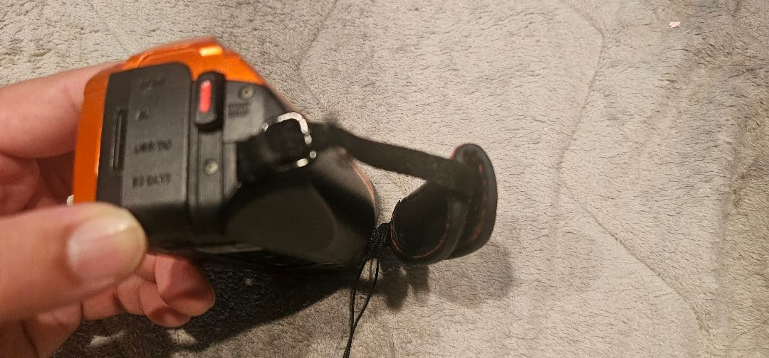 JVC ビデオカメラ GZ-RX600-D