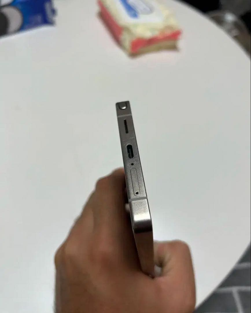 【超美品】Galaxy S25 Ultra 512GB チタニウム シルバー