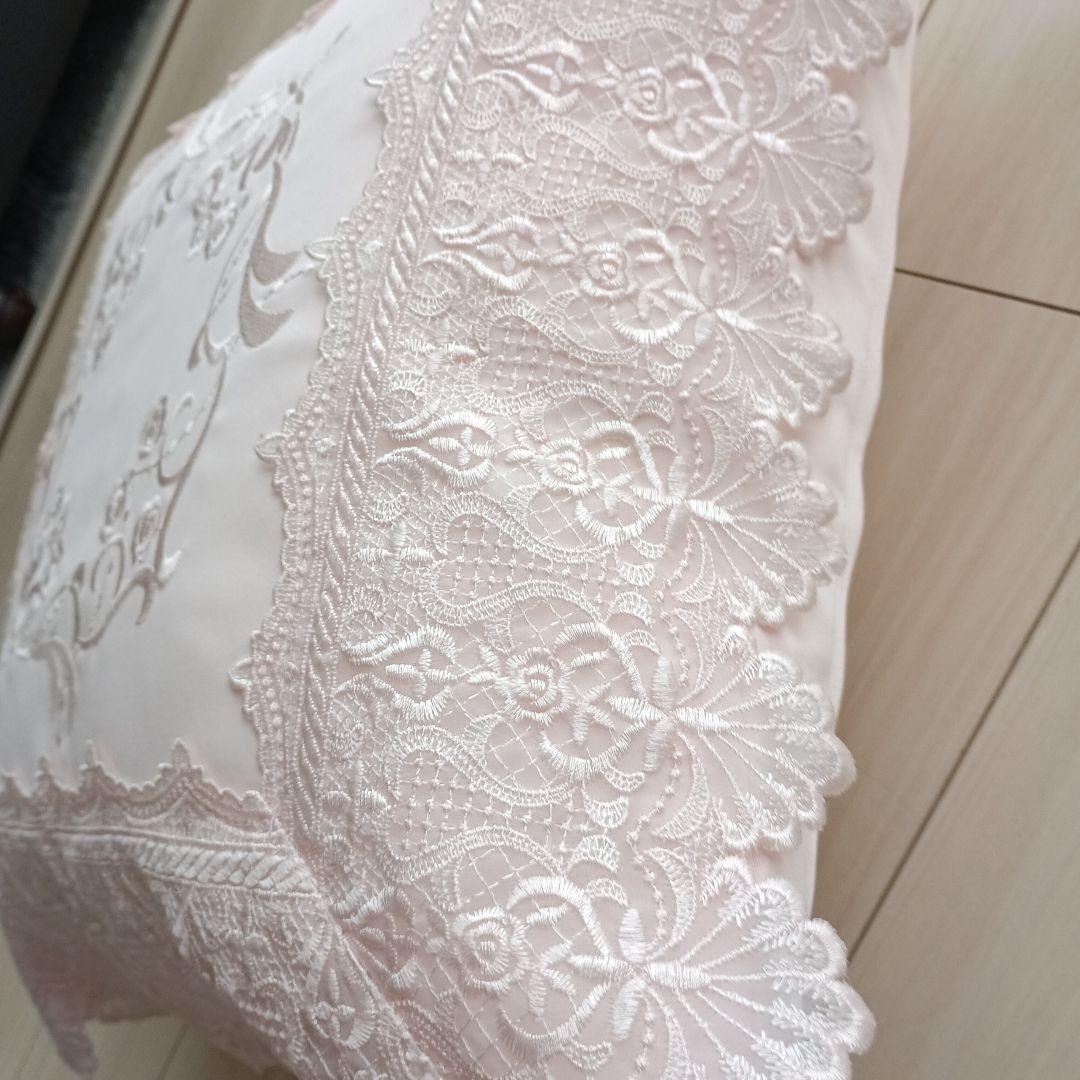 刺繍入りクッションカバー ピンク 、ホワイト2点セット