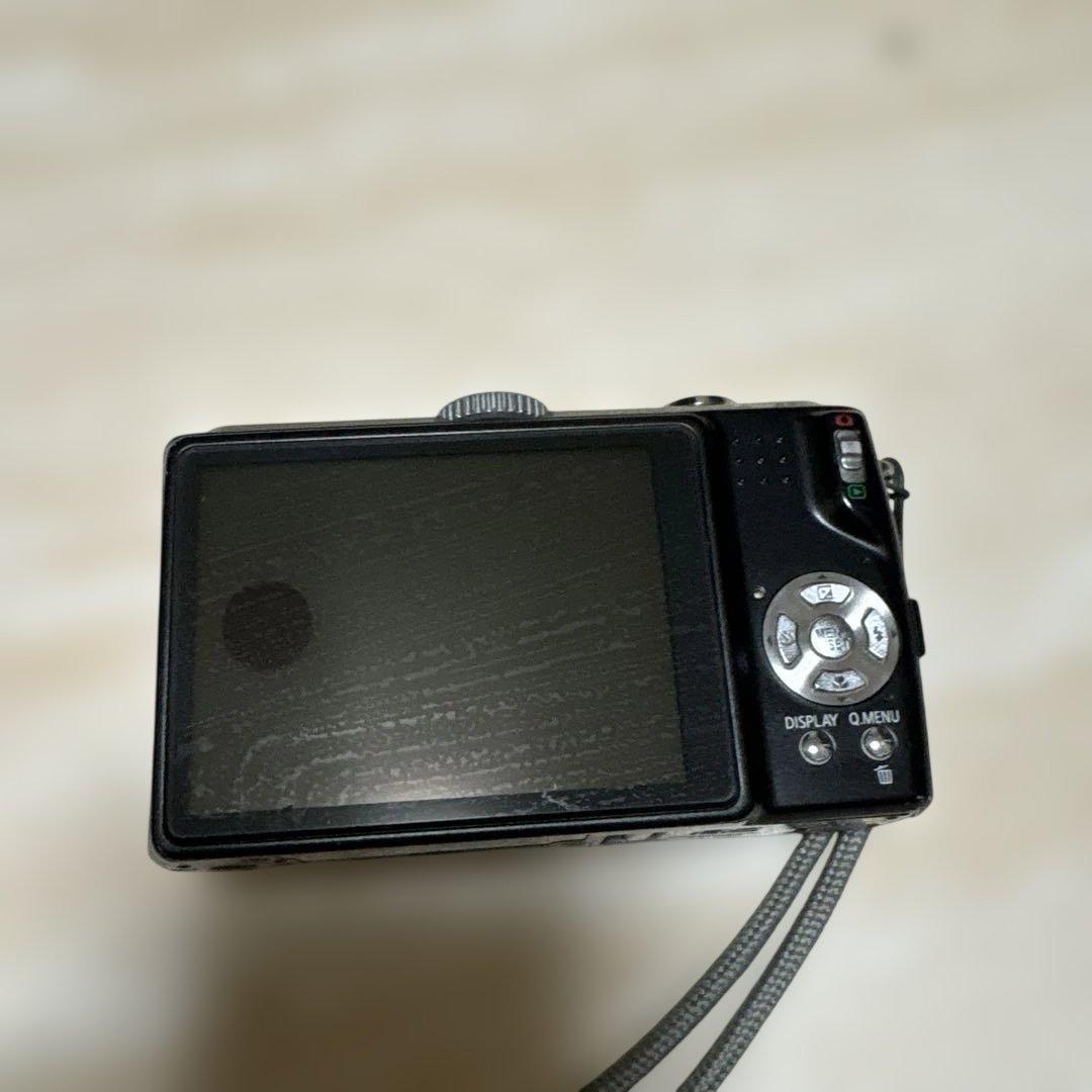 Panasonic DMC-TZ5 デジタルカメラ