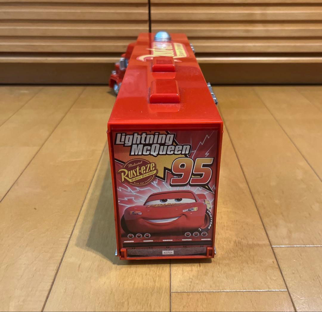 ［海外ディズニーストア限定］ ディズニー　カーズ　マック　トレーラー