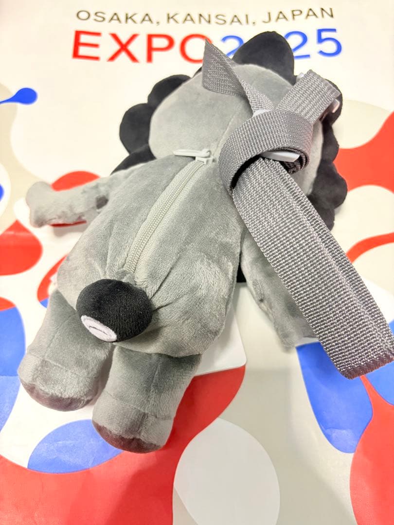 黒ミャクミャク にっこりミャクミャク ぬいぐるみ　ポーチ　新品未使用タグ付き